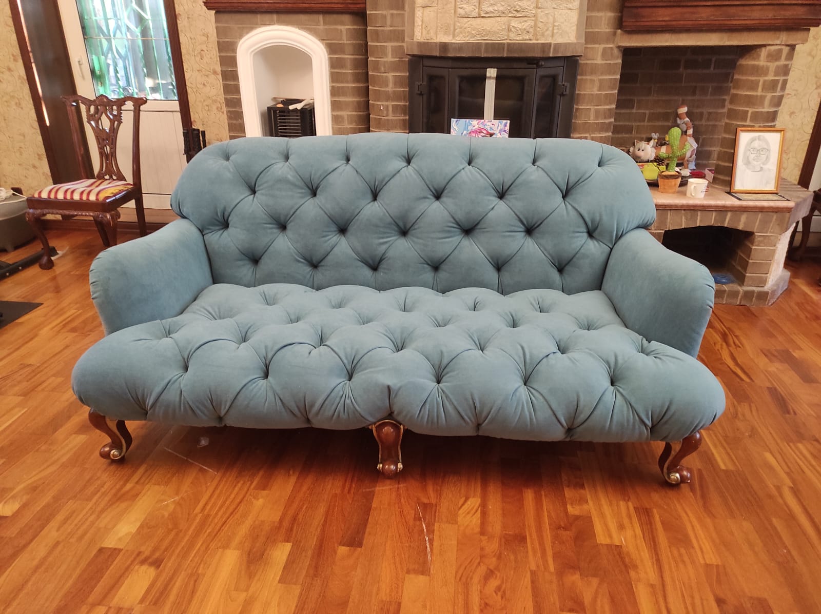 Перетяжка дивана. Приладожский